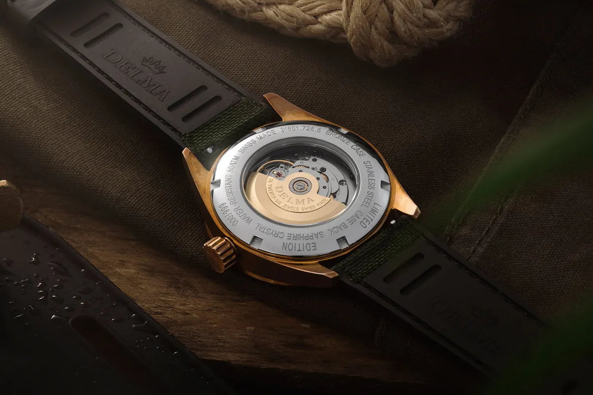 Delma Cayman Field Bronze Green