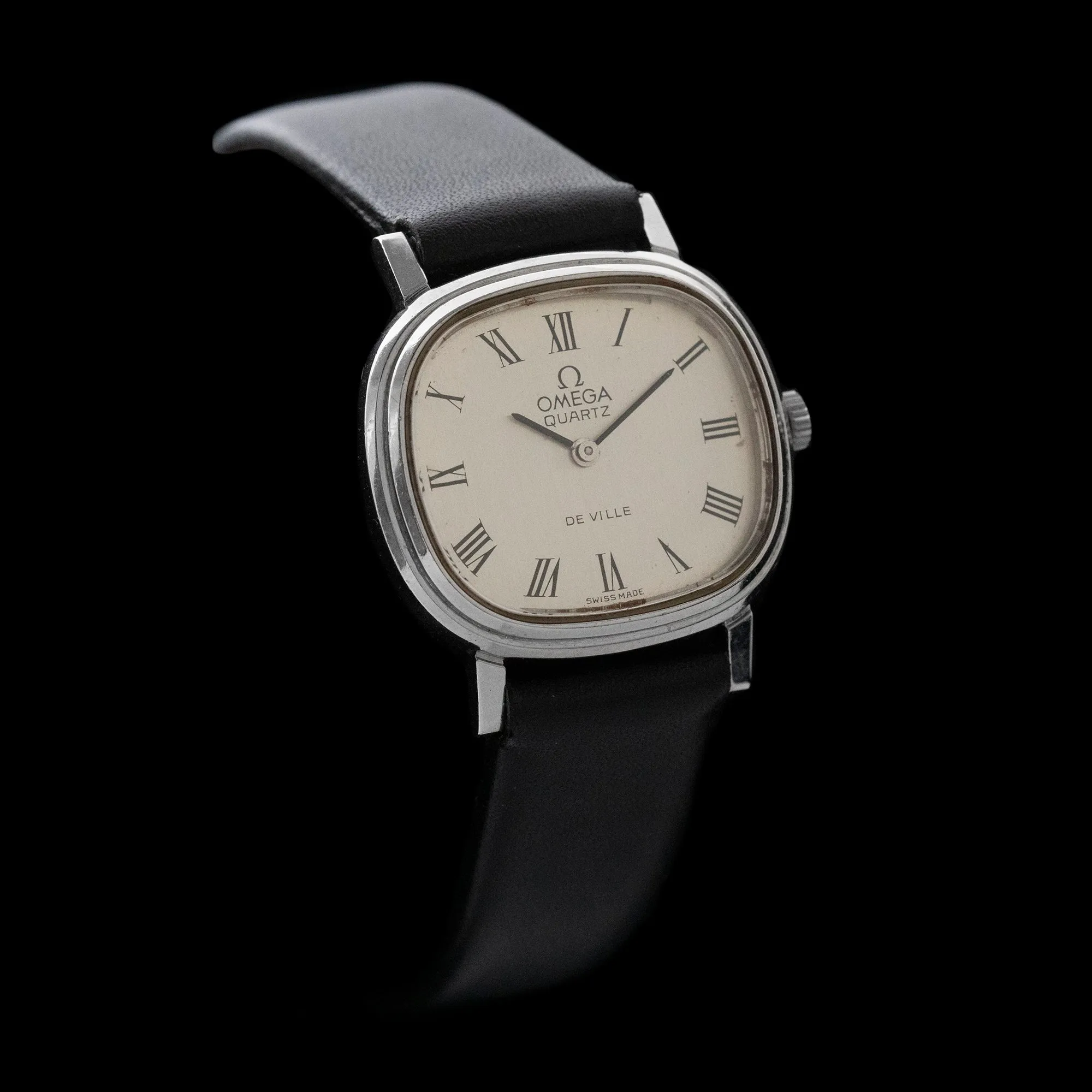 Omega - Vintage Ladies De Ville ‘Cushion Case’